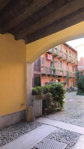 ComeCasa 3 bedrooms Apartment in Navigli